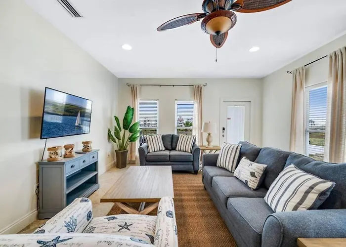 Pet Friendly Ft Morgan W/ Views! Holiday home *