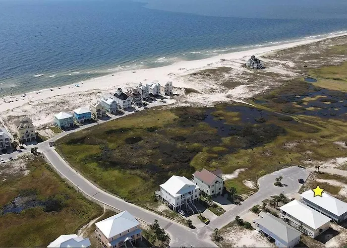 Holiday home Pet Friendly Ft Morgan W/ Views!