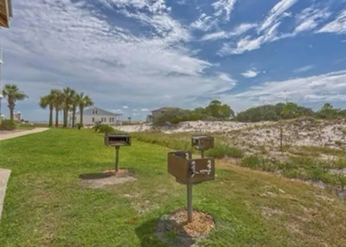 Pet Friendly Ft Morgan W/ Views! Holiday home *